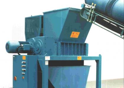 Shredder Dubbelassig B1000